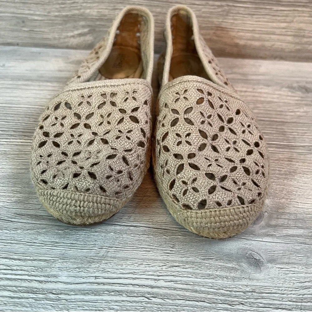 Michael Kors Darci slip on round toe canvas cutout pattern espadrilles